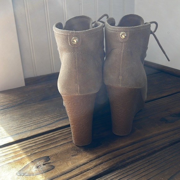 Michael Kors Rory Wedge Women's Boots - Picture 3 of 7